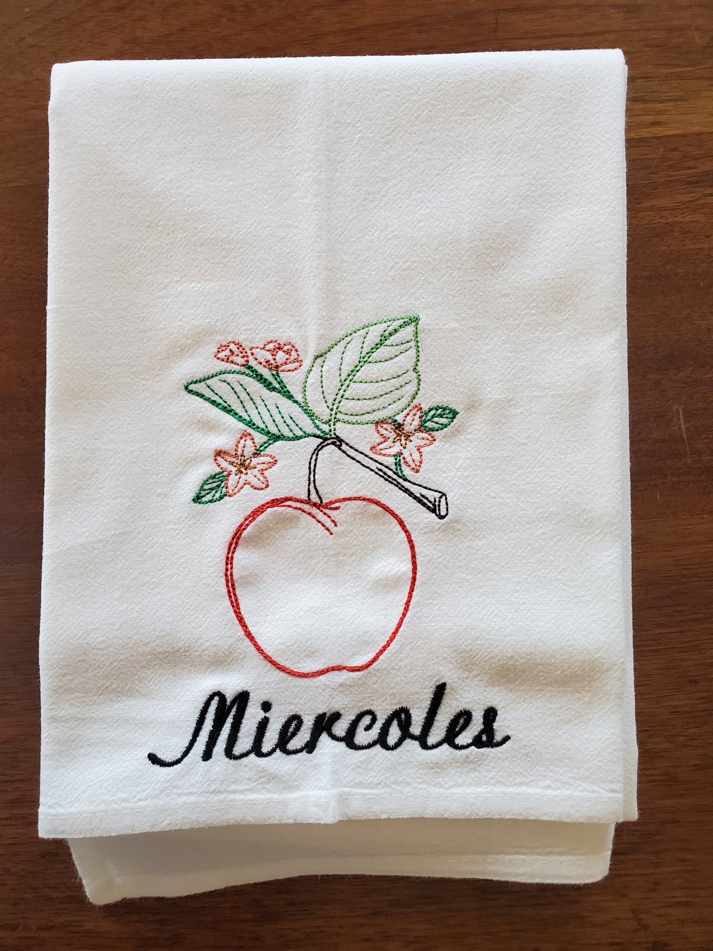 Vintage Fruit Days of the Week SPANISH Machine Embroidered Flour Sack Dish Towels